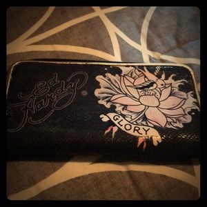 Ed hardy wallet